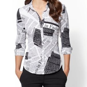NY&Co black and white newspaper 3/4sleeve blouse